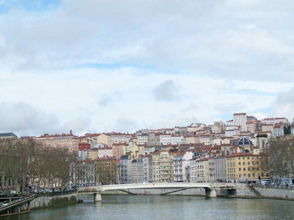 Perrache Sainte Blandine Appartement Lyon Buitenkant foto